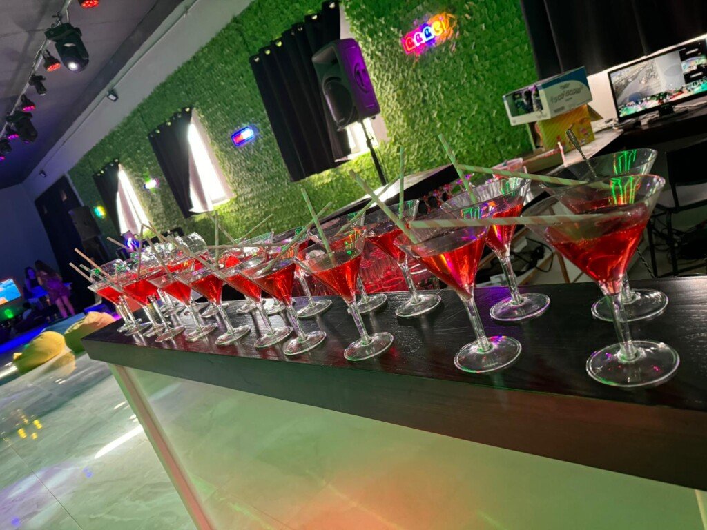 welcome drink close up